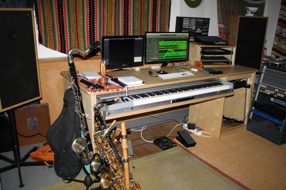Thomas Binegger Studio Desk by Music Customs