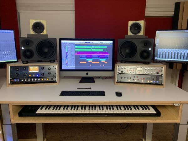 Ergonomischer Studiotisch und Recording Desk